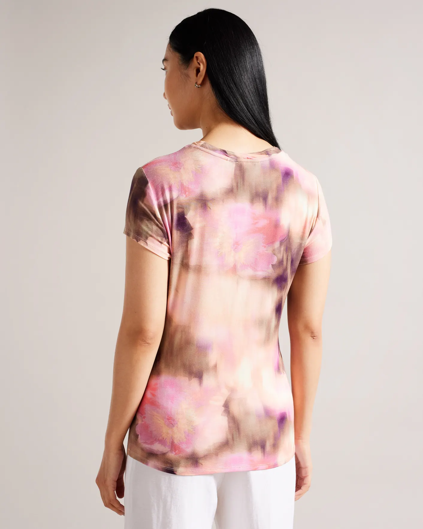 Ted Baker T-Shirt με Λαιμόκοψη ροζ Floral Print - Image 2