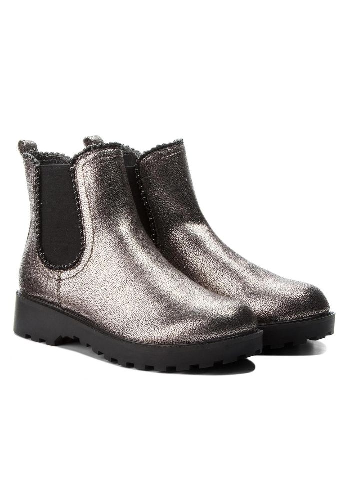 Guess Ασημί Φλατ Μποτάκι με Λάστιχο - Image 3