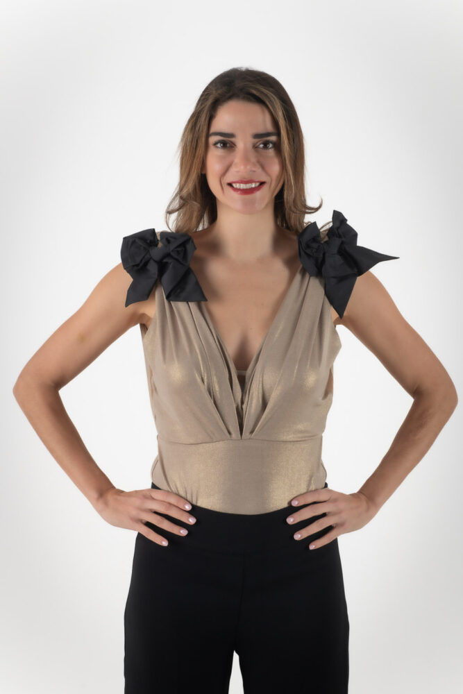 Mischalis Χρυσό Μπεζ Μεταλιζέ Κορμάκι με μαύρους φιόγκους - Image 2