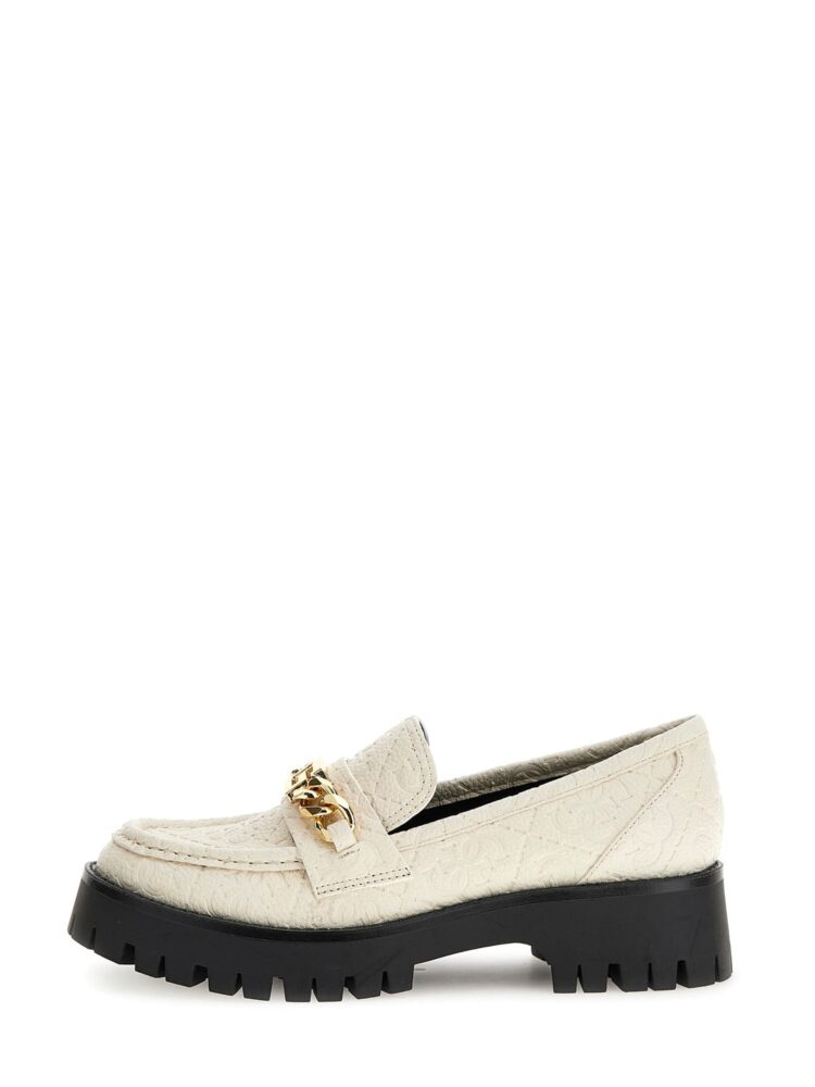 Guess Γυναικεία Εκρού Μοκασίνια με ανάγλυφο λογότυπο - Image 4