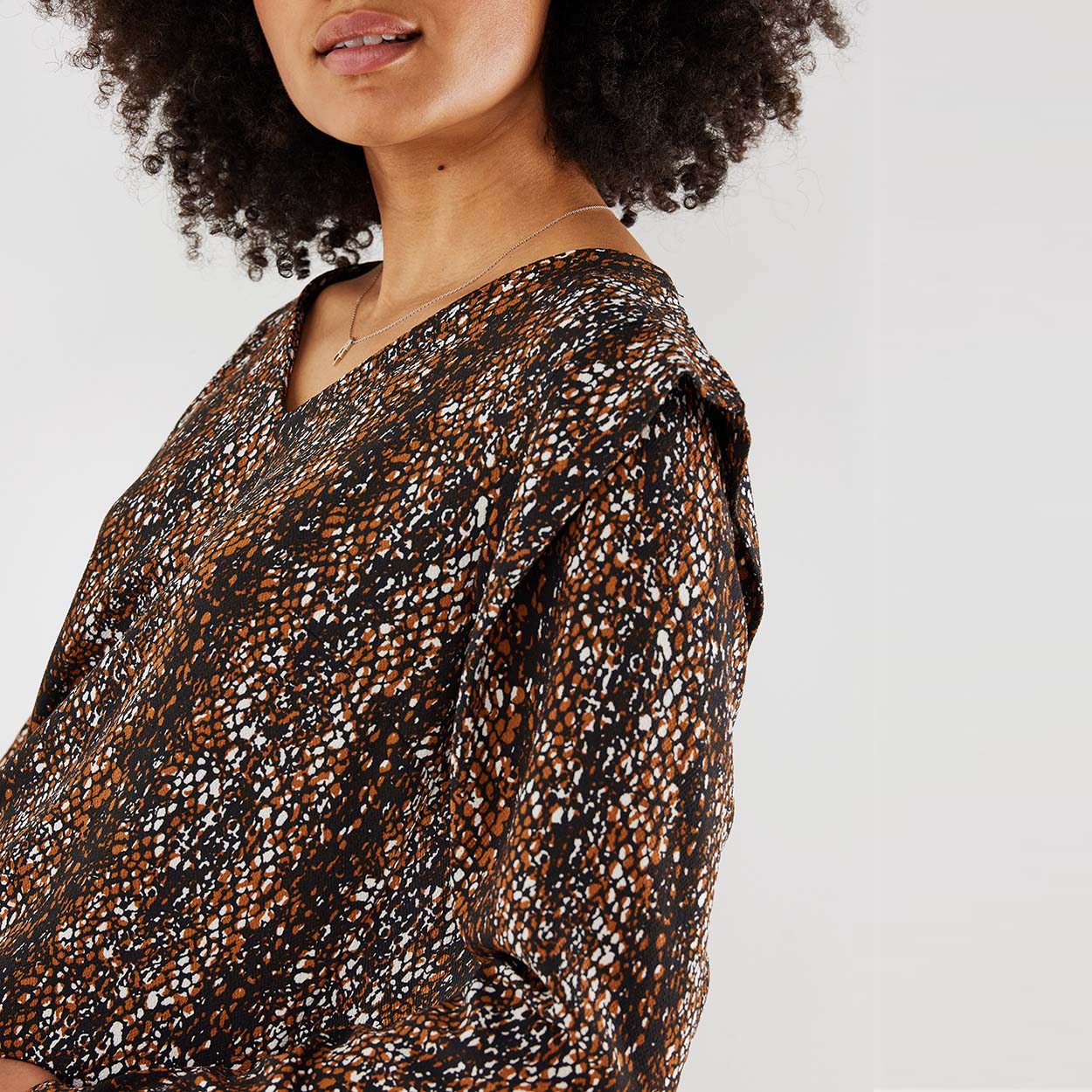 Mexx Μπλούζα με Μακρύ Μανίκι και ''V'' Κόψιμο στο Λαιμό - Image 4