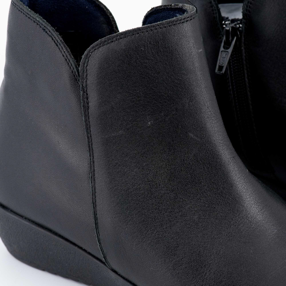 Liberitae Δερμάτινα Μαύρα Μποτάκια - Image 4
