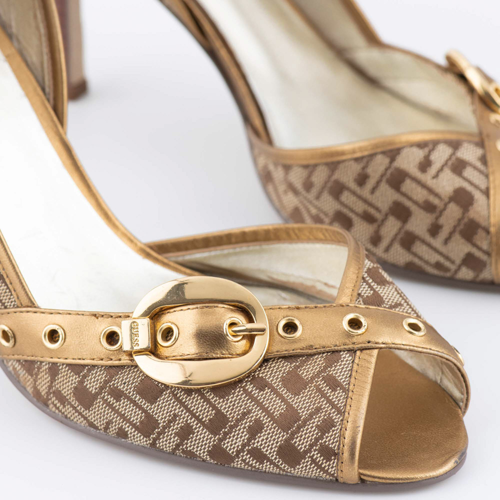 Guess Marciano Μπεζ/Χρυσό Πέδιλο με Ψηλό Τακούνι - Image 4