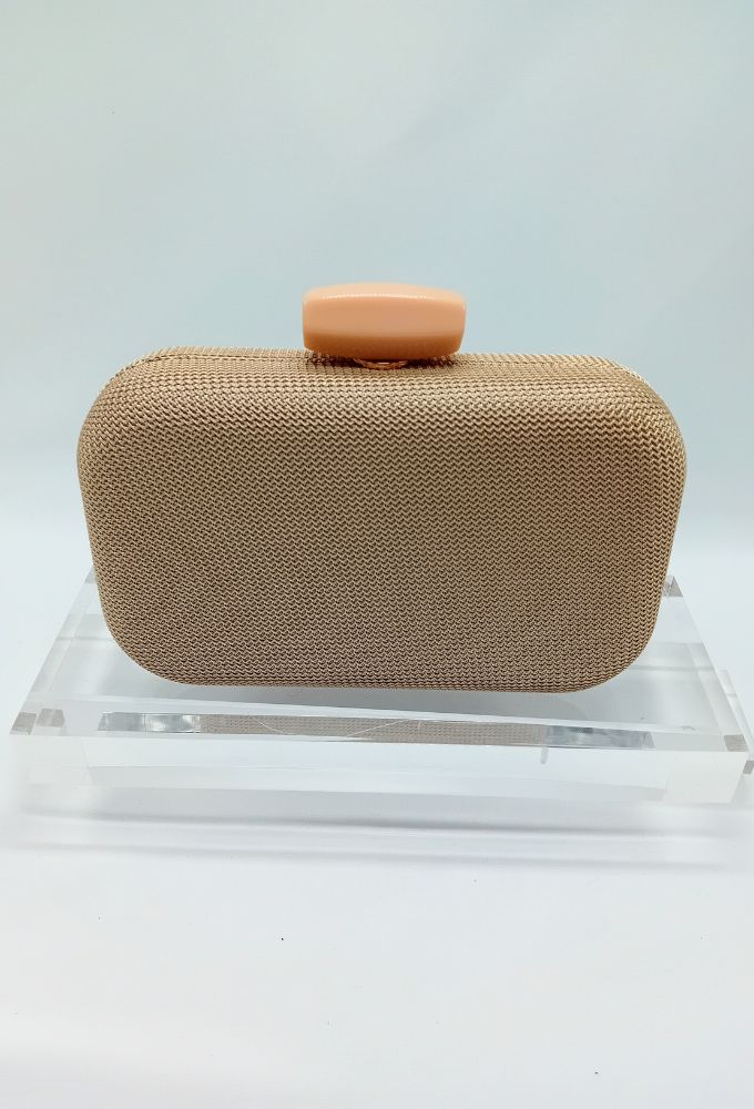 4QUEENS Τσαντάκι Clutch από Ύφασμα με Ιδιαίτερο Κούμπωμα από Ρητίνη Μπεζ/Χρυσό - Image 3