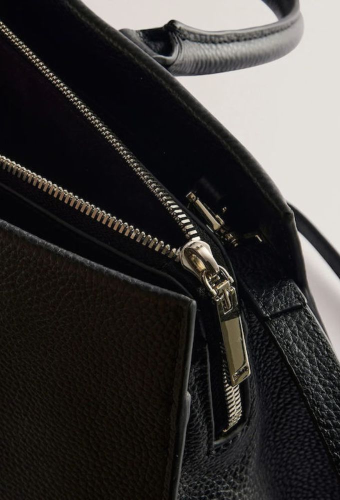 Ted Baker Δερμάτινη Γυναικεία Τσάντα Tote Χειρός Μαύρη - Image 4