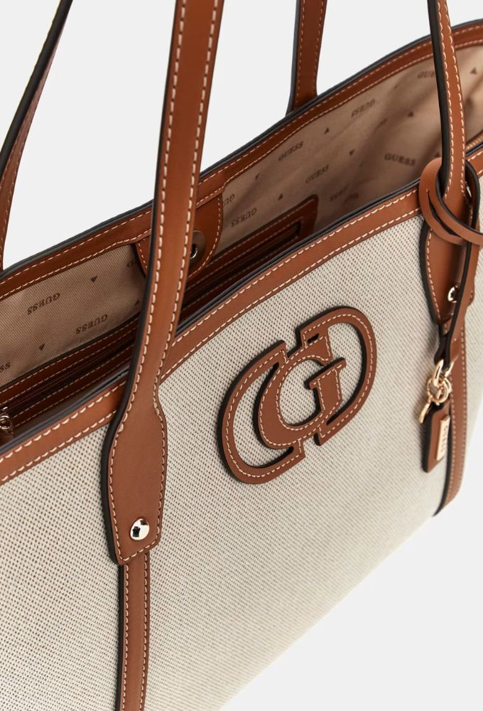 Guess Τσάντα Ώμου Sebina με Charm Λογότυπο Μπεζ/Εκρού - Image 3