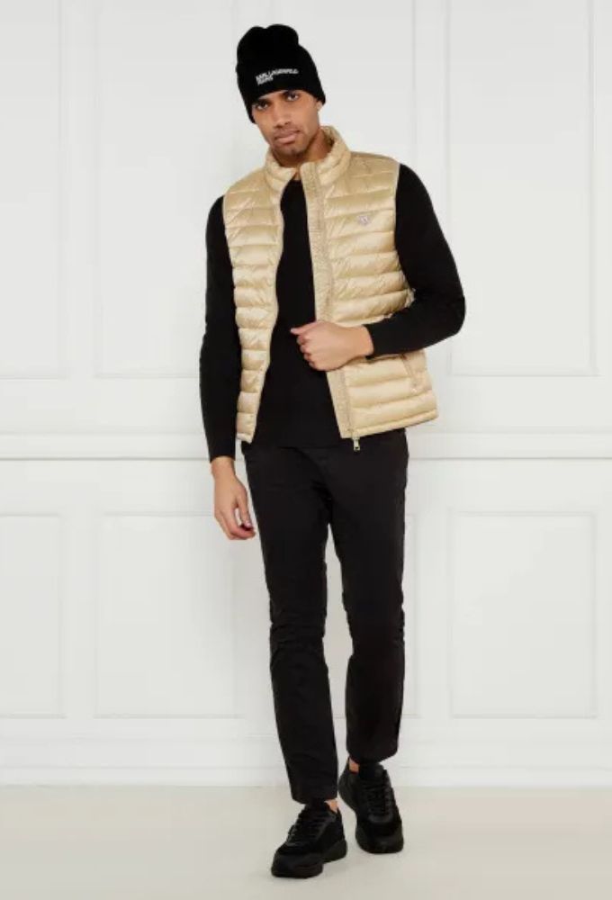 Guess Αμάνικο Μπουφάν Puffer Mπεζ - Image 3