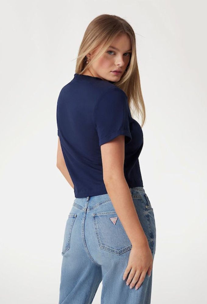 Guess Γυναικείο Crop T-shirt Mπλέ Σκούρο - Image 2