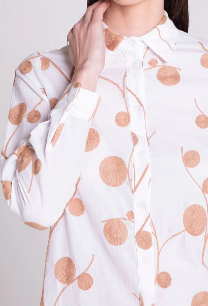 Edas Γυναικείο Πουκάμισο Λευκό με Σχέδια Καφέ - Image 3
