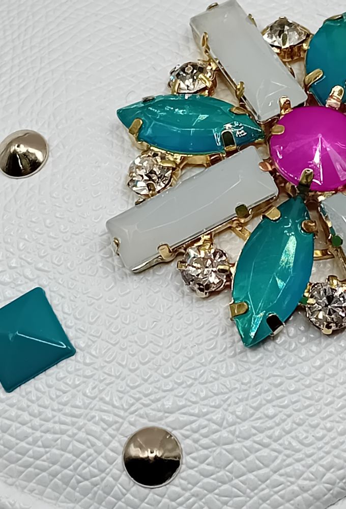 Guess Μπρελόκ Άσπρο με Πετρόλ και Πέτρες Διακοσμητικές - Image 3